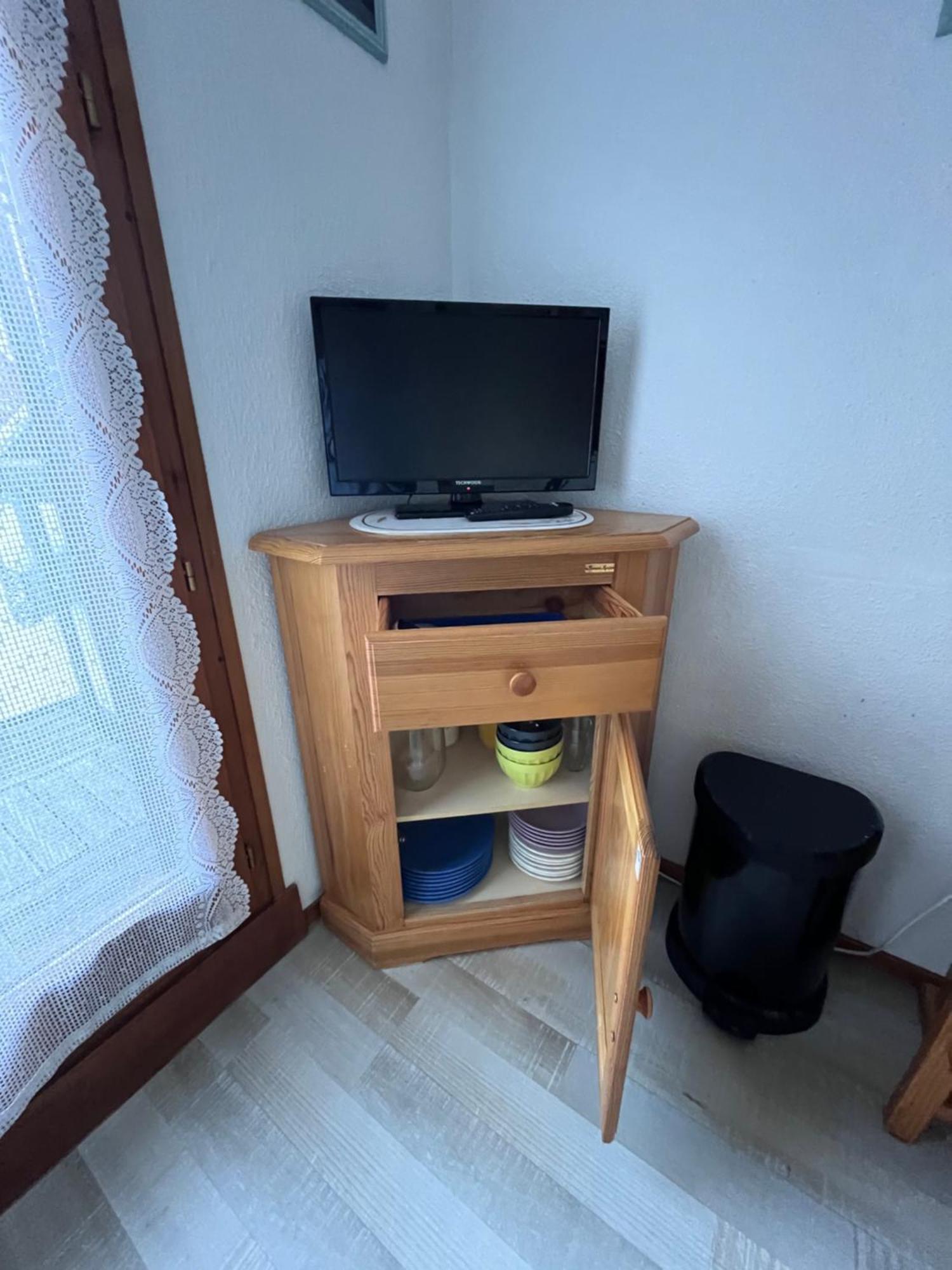 莱孔塔米讷蒙茹瓦Aux Pieds Des Pistes En Plein Soleil公寓 外观 照片